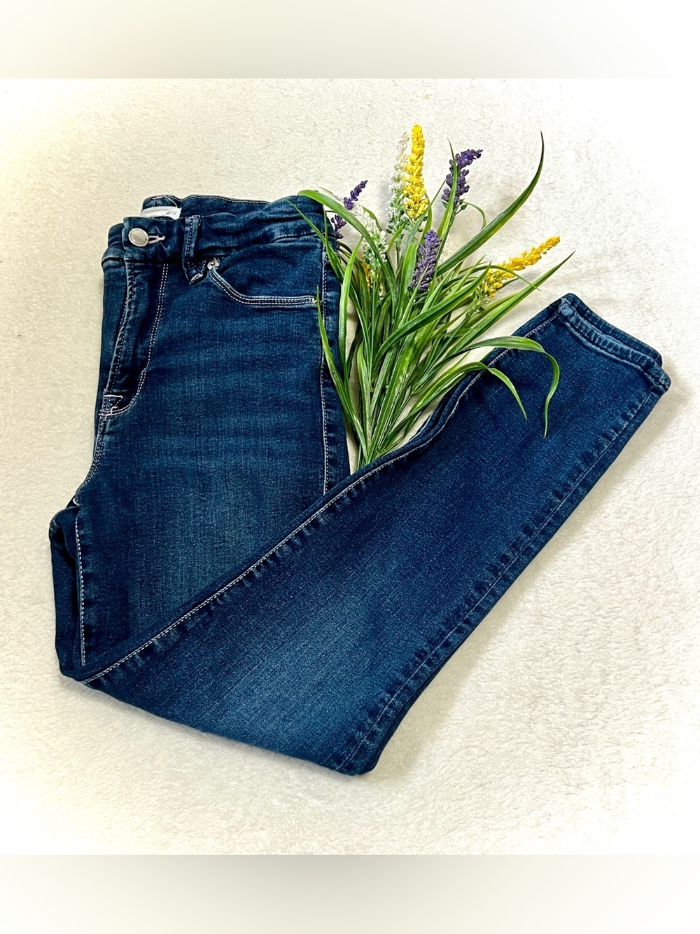 Good American 'Good Legs' Pink Stitched Skinny Jean - Size 4/27